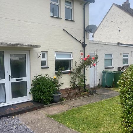 House Number 8 Sleeps Up To 6 People With Smart Tvs In Every Room Wellington  Exterior foto